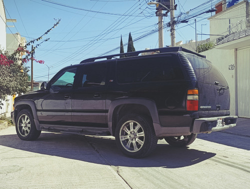 Chevrolet Suburban D Piel Aa Dvd Qc 4x4 At