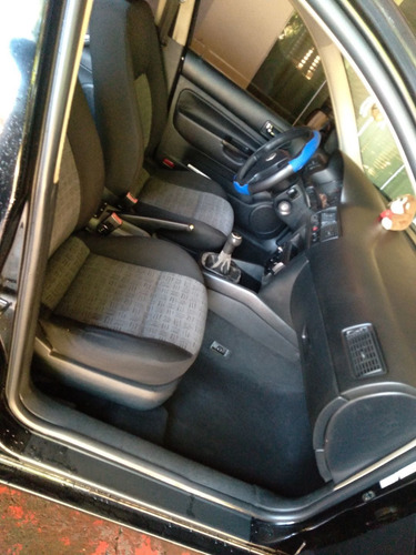 Volkswagen Golf 2003 1.6 5p