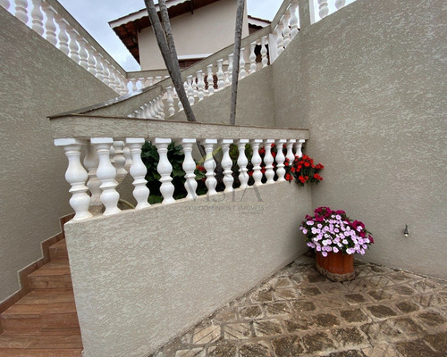 Linda Chácara A Venda, Com Casa De Alto Padrão, Para Lazer Ou Residir Em Piracaia, Vale Do Rio Cachoeira - Ch00043 - 68592605