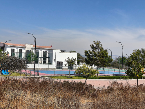 Terreno En Ciudad Maderas Corregidora, Qro.