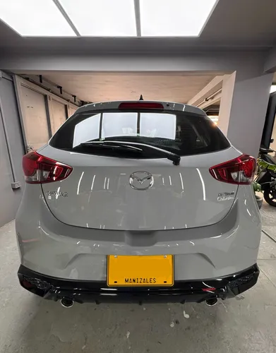 Mazda 2 Grand Touring Lx Carbon Edition 2.0