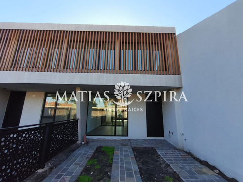 Casa En Venta En Ituzaingó Norte
