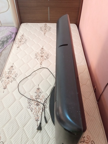 Imagem 3 de 8 de Tv Cce 32 Polegadas Tl 800 Para Peças E Reposição