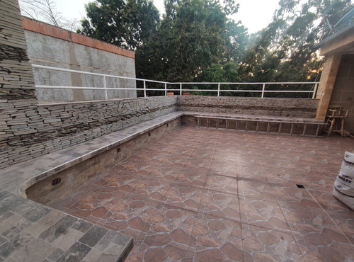 Imagen 16 de 16 de En Venta Hermoso Duplex En Entrada De La Pedrera, Las Delicias Maracay 04243368365