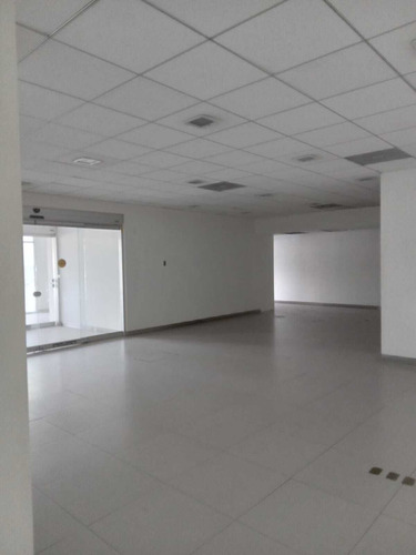 Excelente Local Comercial 525m2 En San Pedro De Los Pinos