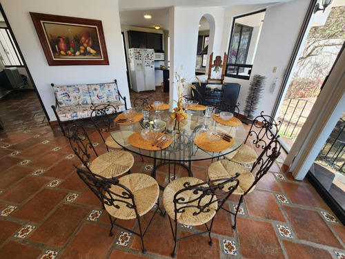 Venta Casa Nochebuena Con Alberca Climatizada Y Vistas Expectaculares En Todos Sus Espacios Con Todos Los Servicios Dentro De Fracc Rancho San Diego Ixtapan De La Sal Edomex