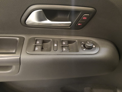 Imagen 10 de 15 de Volkswagen Amarok 2.0 Cd Tdi 180cv Comfortline At