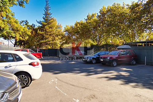 2d/2b / Estacionamiento Y Bodega A Pasos Parque Arauco