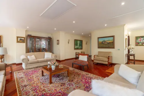 Apartamento En Arriendo/venta En Los Rosales. Cod V16569