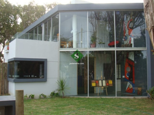 Imagen 21 de 26 de Venta De Casa En Brio Buenos Aires, 4 Dormitorios, 4 Baños A Metros Del Mar.- Ref: 168002
