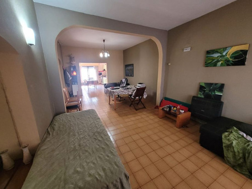 Casa En Venta En Lanus Este