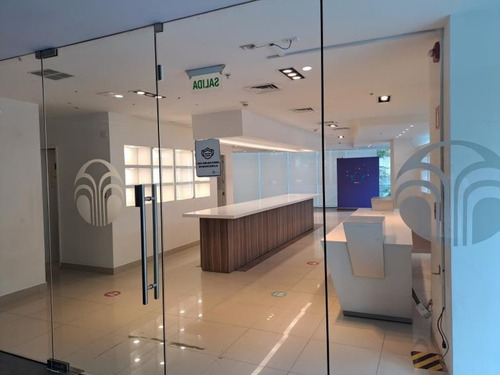 Arriendo Local Comercial En Alonso De Córdova Id 50.492-lin