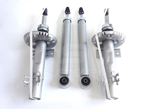 Imagen 2 de 10 de Amortiguadores Np Racing Cortos Vw Vento 2013-2019