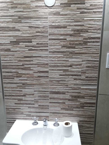 Imagen 3 de 6 de Venta Departamento De 4 Amb. - Reciclado - 1º Por Escalera