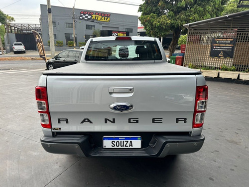 Ford Picape Cabine Dupla Ranger 2.2 TD XLS CD 4x4