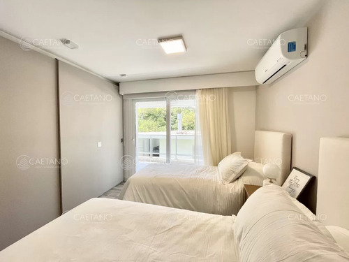 Venta Apartamento 3 Dormitorios. Playa Brava, Punta Del Este