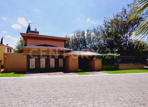 Casa Residencial En Venta, Fracc. Campestre Del Bosque, Puebla