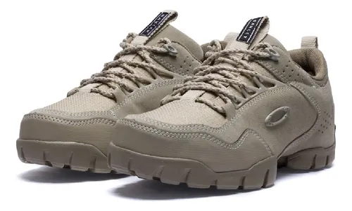 Tenis hotsell adventure oakley