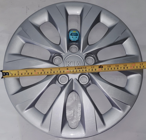 4 Tapacubos ( Tapones ) Rin De Acero Para Kia Forte. (Usado)