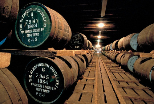 Imagen 5 de 7 de Whisky Glenfiddich 18 Años 750ml En Estuche Ed Antigua