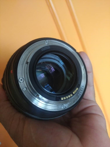 Imagen 2 de 6 de Lente Canon Ultrasonic Ef 24/70mm F/2.8l Usm