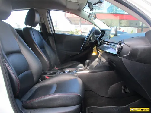 Mazda 2 1500cc At Aa