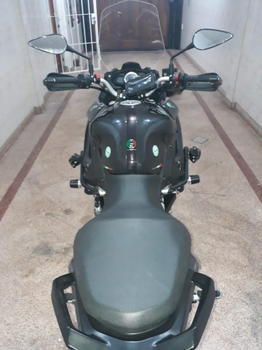 Imagen 7 de 20 de Benelli Tnt 600 Gt Touring Defensas Slider Puños Pie Carrera