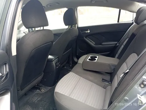 Kia Cerato Pro Sx 2nd Generacion 1.6cc Mt Aa