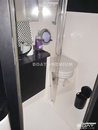 Imagem 8 de 10 de Triton 330, 2015, 2x Mercruiser 220hp - Real - Focker