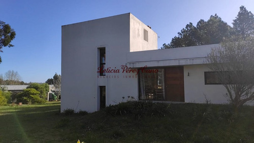 Imagen 2 de 27 de Venta Casa 2 Dormitorios En Country El Quijote, La Barra