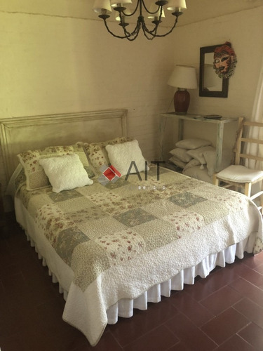 Imagen 3 de 17 de Hermosa Casa De 4 Dormitorios En Zona Del Faro Con Vista Al Mar. Imperdible. Consulte.- Ref: 6317