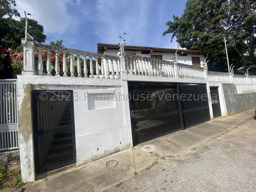 Casa En Venta En Prados Del Este Caracas Jardin Terraza Parrillera Pisos De Marmol 3 Niveles