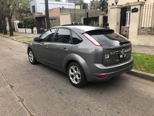 Imagen 4 de 13 de Ford Focus Ii 2.0 Ghia Mt