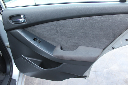 Nissan Altima 2010