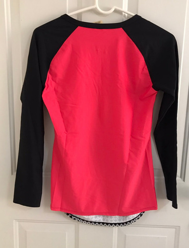 Playera Motherhood Playa Talla Chica (Usado)