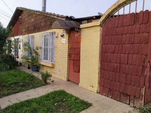 Venta Casa En Barrio Residencial Cerca Metro Elisa Correa