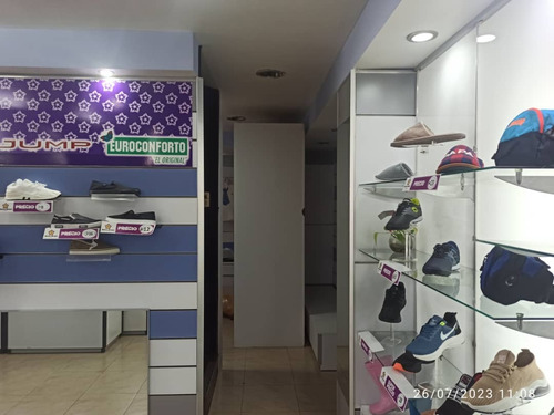 En Venta Fondo De Comercio De Zapatería En San Antonio De Los Altos Oa
