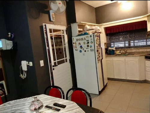 Imagen 11 de 30 de Venta Casa Ramos Mejia Lamadrid 600 2 Plantas 10 X 22