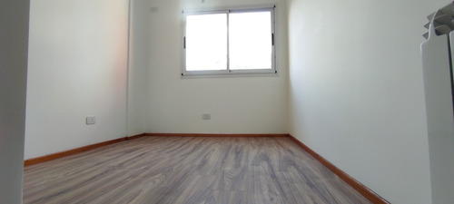 Imagen 19 de 22 de Venta Depto 3 Amb Centro De Caseros