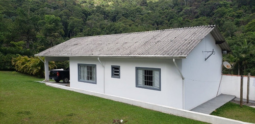 Imagem 27 de 30 de 01- Chácara Rica Em Aguá Com Piscina Toda Estruturada ! Com Escritura.