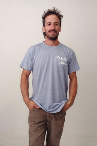 Imagen 2 de 5 de Remera Kau