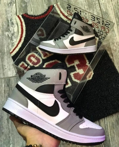 Imagen 4 de 8 de Zapatos Nike Air Jordan Retro 1 Caballero Colombianos
