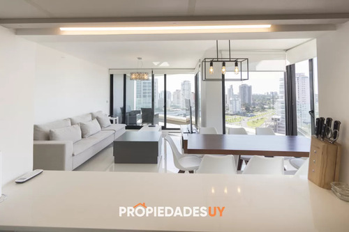 Apartamento En Venta Y Alquiler En Mansa Punta Del Este, 3 Dormitorios, 4 Baños