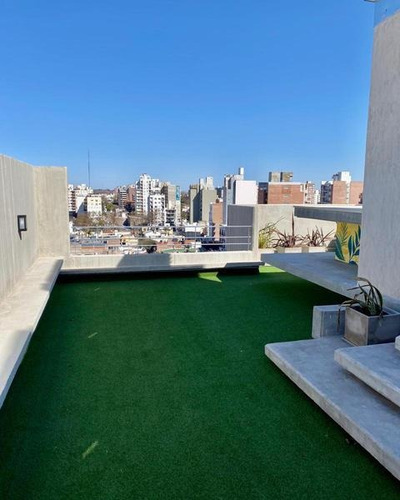 Venta- A Estrenar- Monoambiente Divisible De 43 M2- Piscina- Laundry -macrocentro-medicina