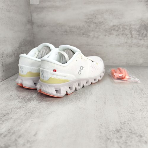 Tenis On Cloud X 4 Hombre Mujer Blanco Negro
