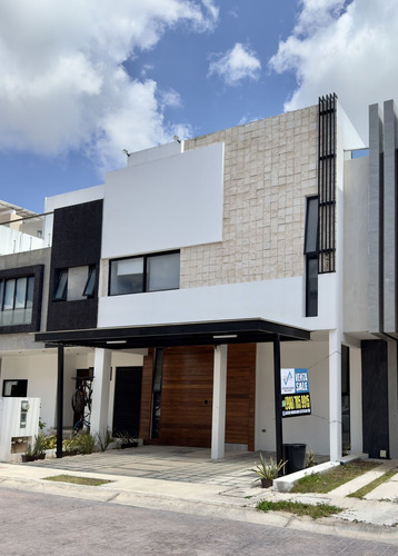 Casa En Arbolada By Cumbres, Cancún. (c9)