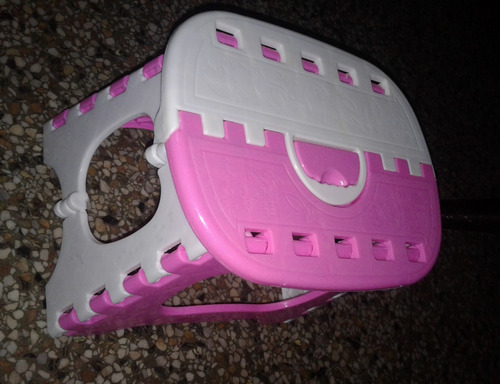 Imagen 2 de 6 de Banquito De Plástico Plegable Portátil Tipo Taburete Niños