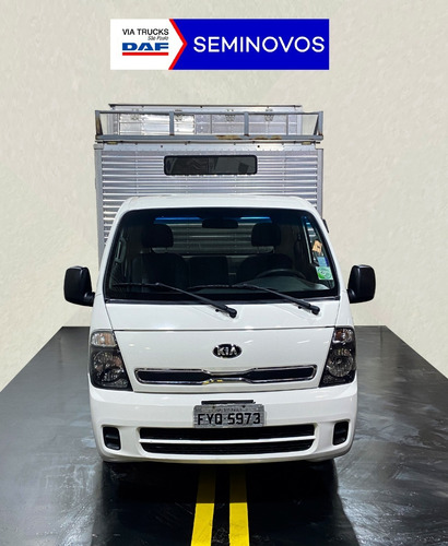 Imagem 1 de 6 de Kia Bongo C/ Baú + Cabine Suplementar 2018