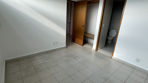 Gran Departamento Listo Para Entrar En Excelente Ubicación