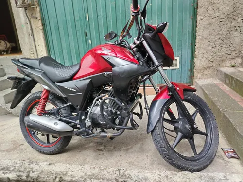 Se Encuentra Ubicada En Bogotá En Candelaria La Nueva